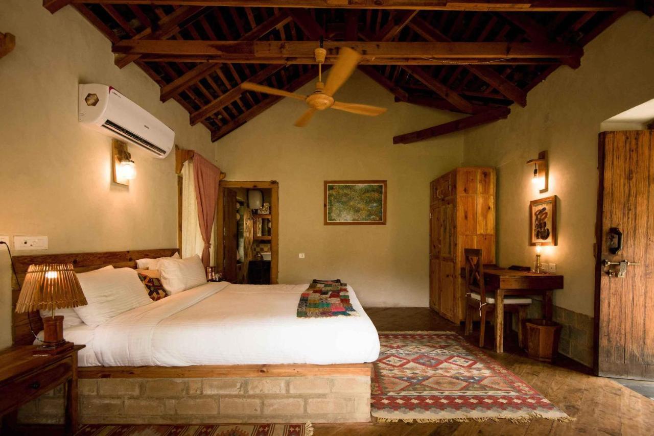 The Lodge At Wah, Pālampur Exteriör bild